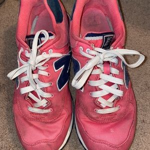 size 10 pink new balance shoes